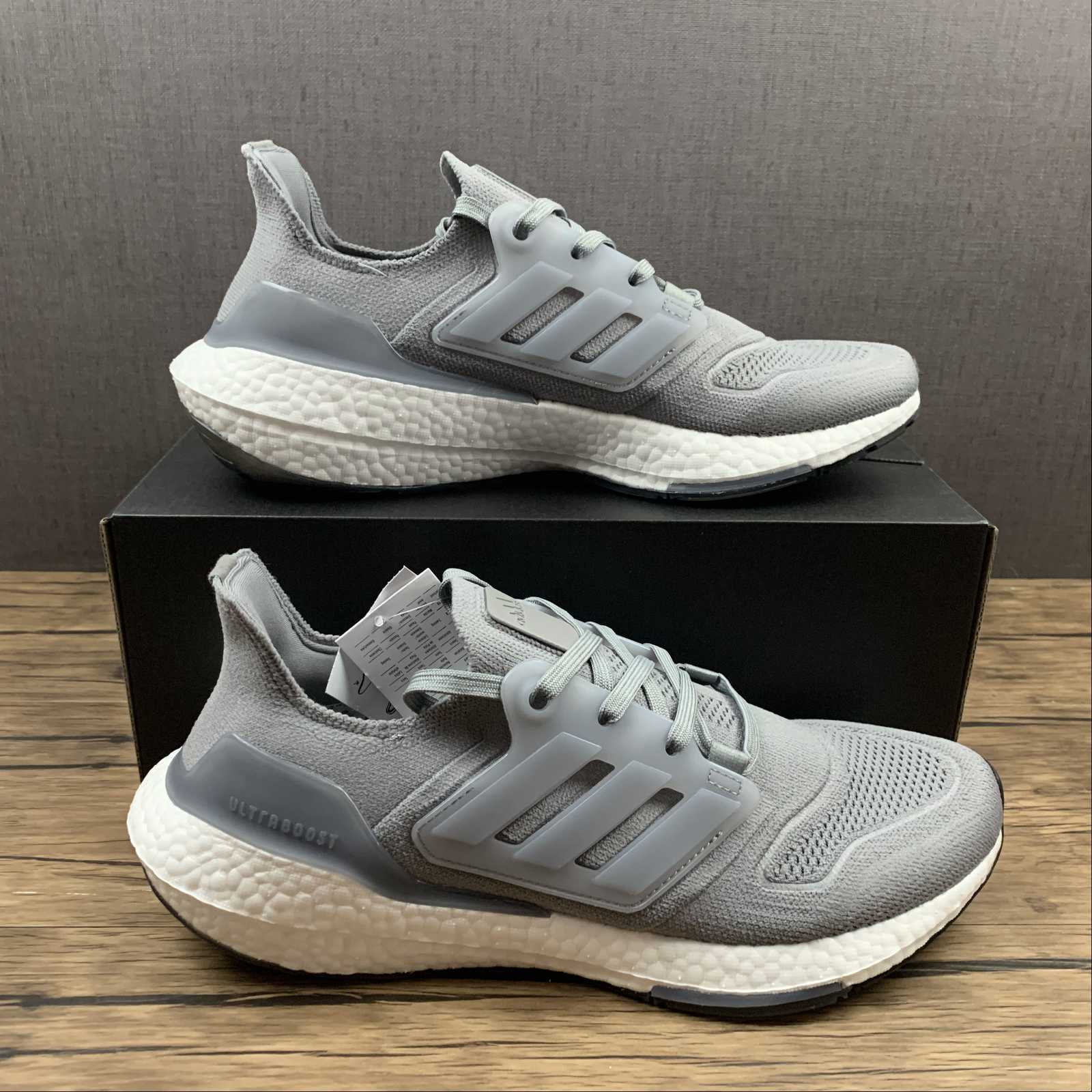 Adidas Ultraboost 22