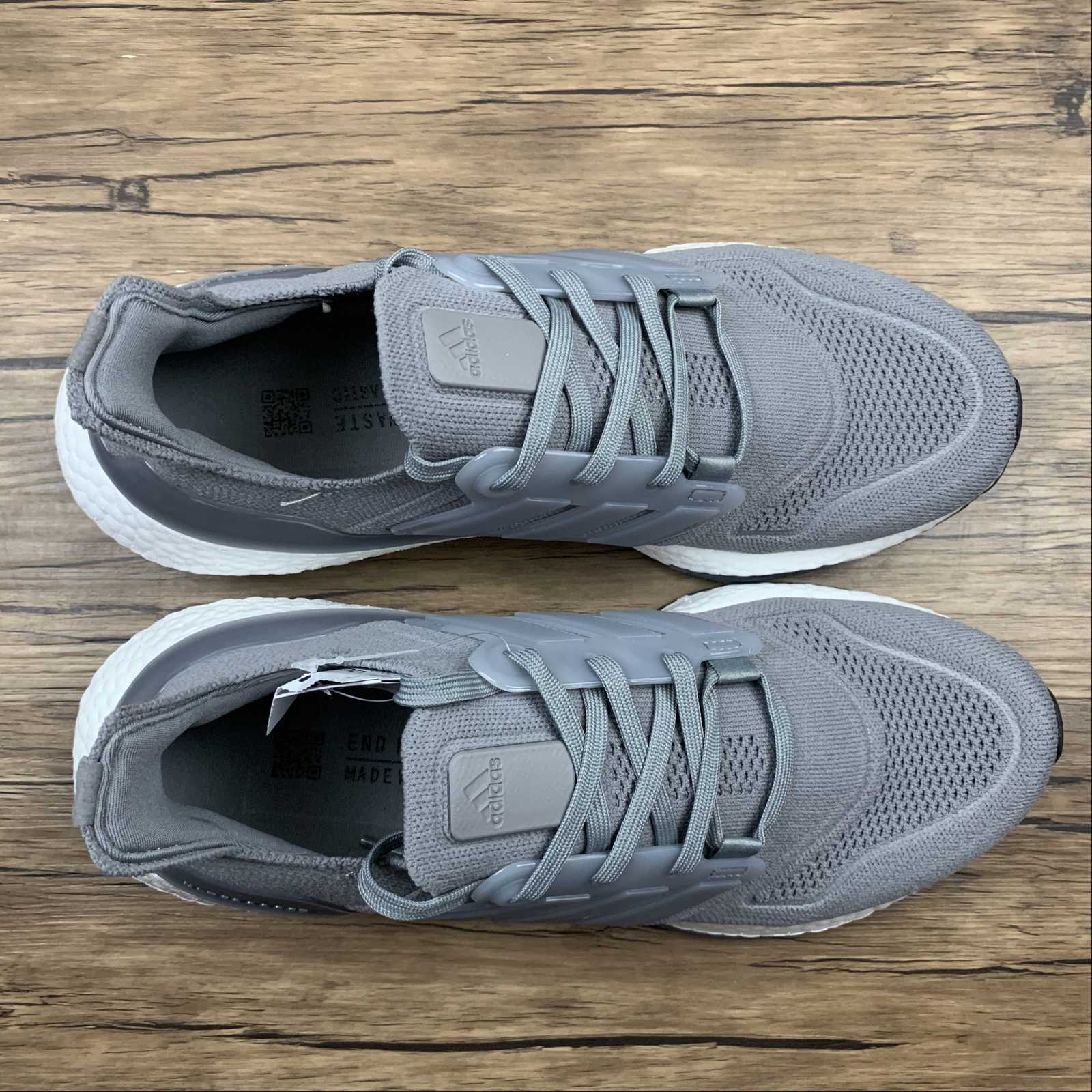 Adidas Ultraboost 22